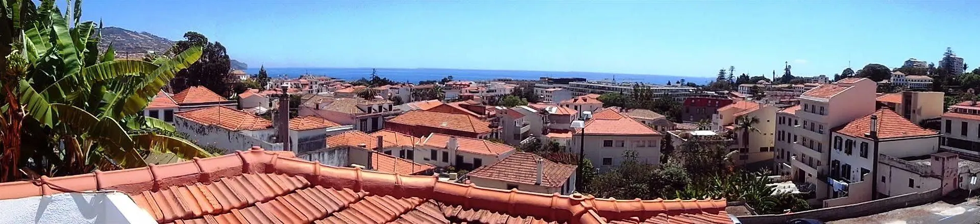 Гостевой дом Pensao Residencial Vila Teresinha Фуншал